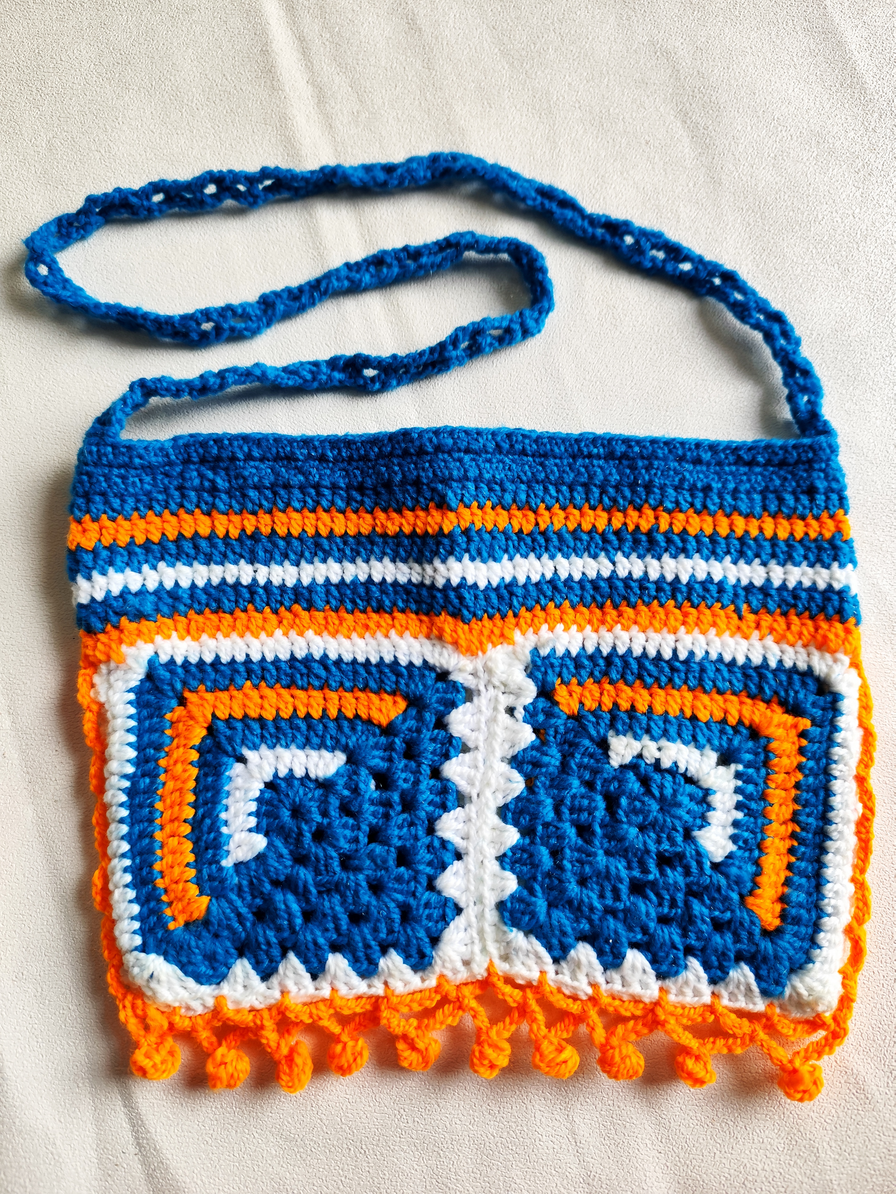 Thumbnail of Handmade woolen crochet slingbag 4